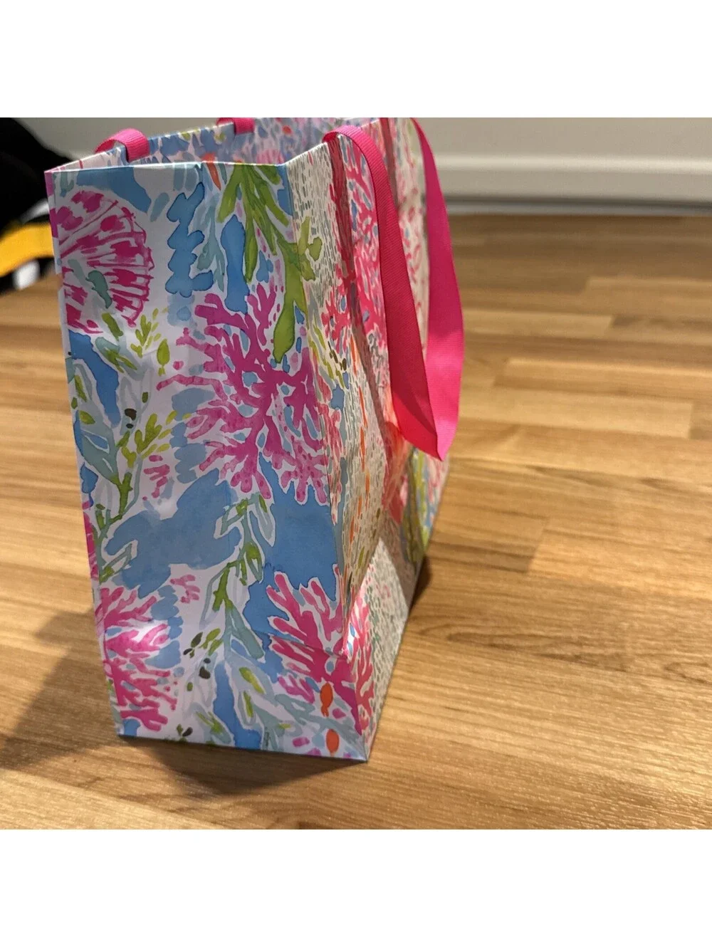 Lilly Pulitzer  CORAL PRINT Paper Gift Bag 11in x 8in